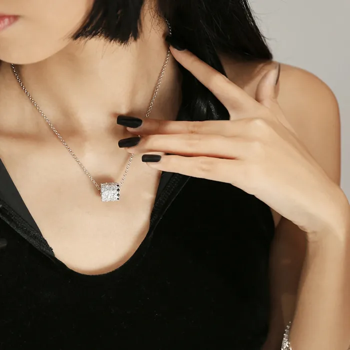IMPERIAL CROWN Necklace Trendolla Jewelry Necklaces