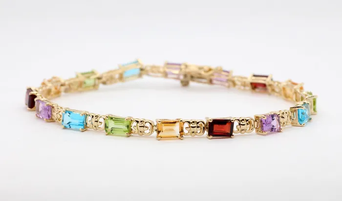 FULLERS PURCHASE FROM PUBLIC Bracelets Estate 14KY Multi Stone Bracelet with Amethyst Citrine Garnet Perid FULLERS PURCHASE FROM PUBLIC Bracelets Estate 14KY Multi Stone Bracelet with Amethyst Citrine Garnet Perid